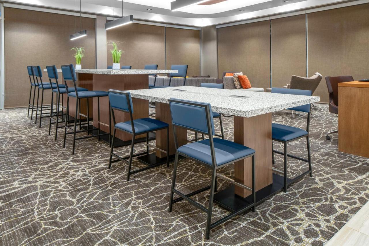 SpringHill Suites by Marriott Charlotte Huntersville Exteriör bild